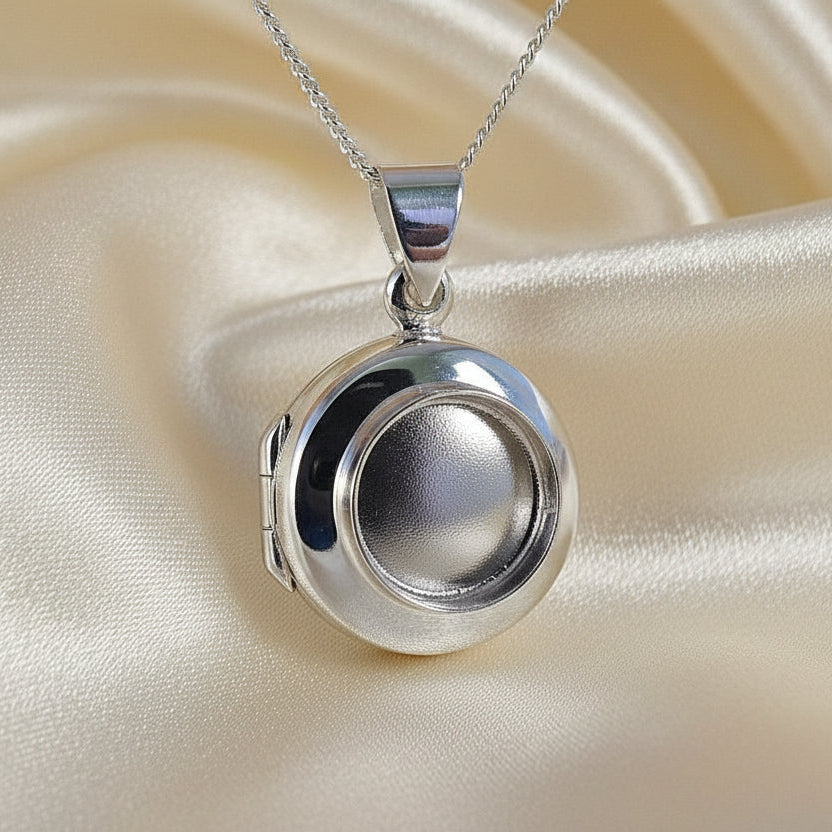 Silver Locket SettingTo Fit 9mm Round Cabochon Or Resin