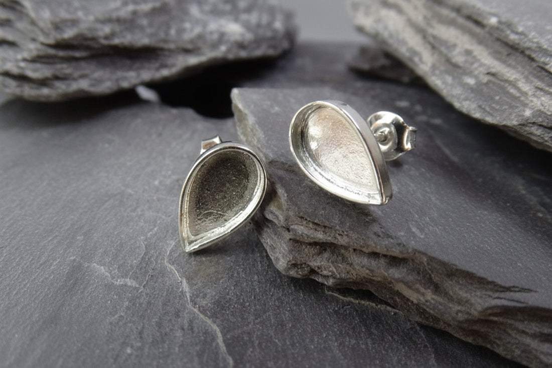Silver Pear Shape Stud Earring Settings To Fit approx 10x7