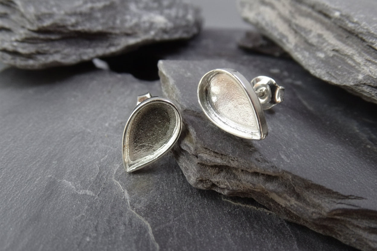Silver Pear Shape Stud Earring Settings To Fit approx 10x7