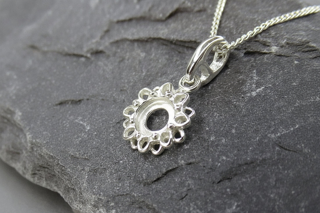 Silver Pendant Mount To Fit A 6MM Cabochon