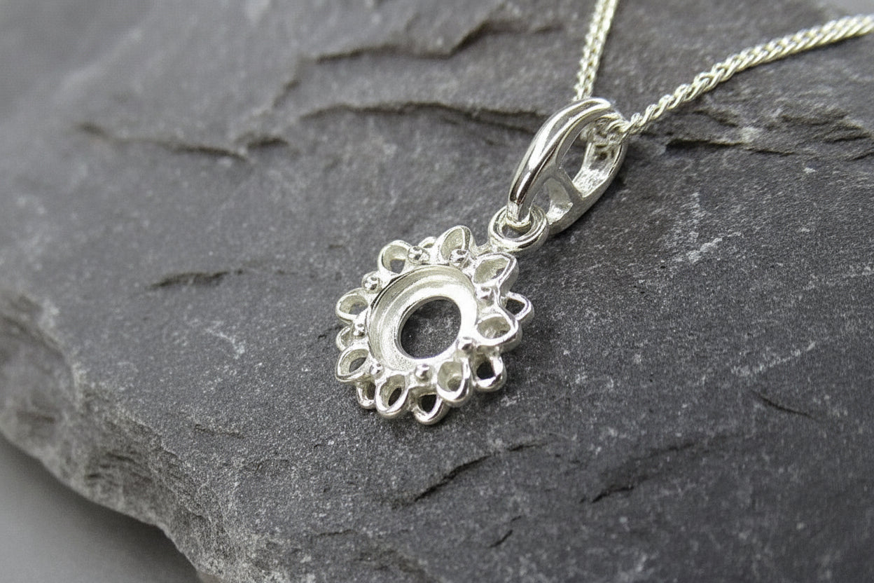 Silver Pendant Mount To Fit A 6MM Cabochon
