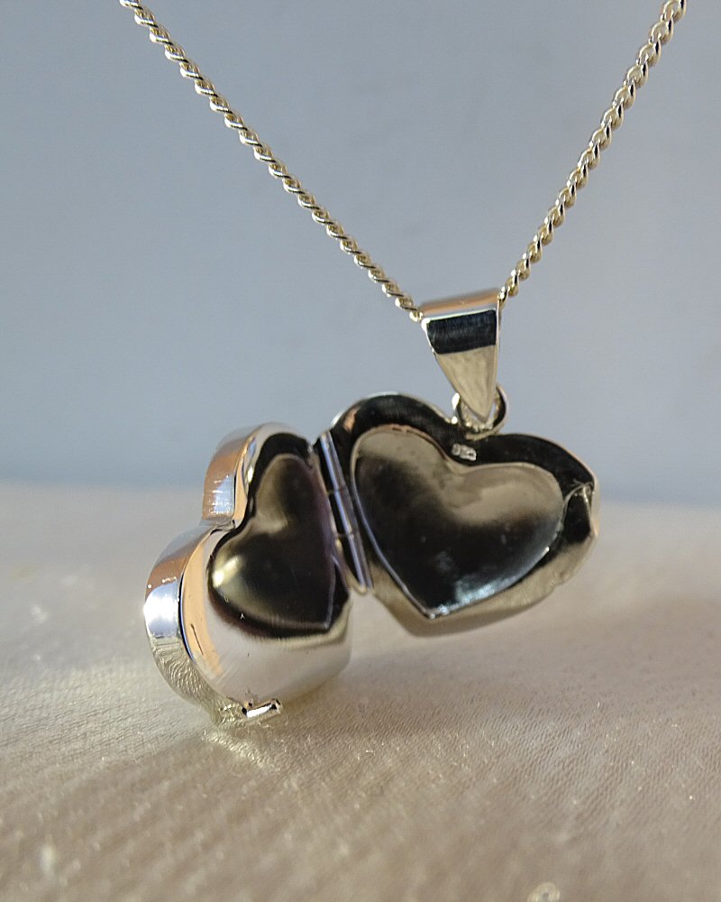 Solid Back Silver Heart Locket for Ashes Memorial Pendant