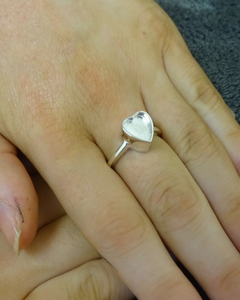 Solid Silver Self Fill Ashes Ring With Heart Top Suitable For Resin