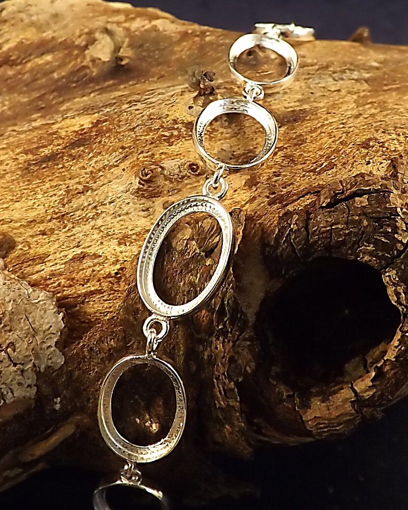 Silver Bracelet Finding To Set Nine 14x10 Stones