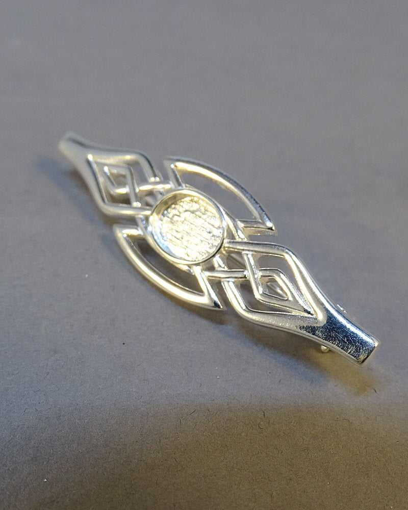 Solid Silver Celtic Style Brooch to fit 8x6 Cabochon Or Resin