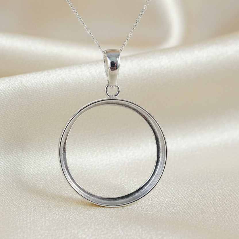 large round silver pendant setting blank