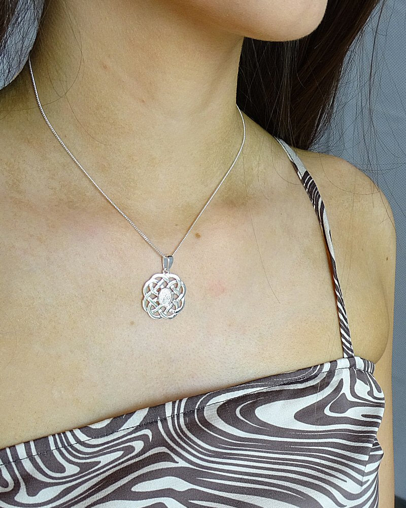 Silver Celtic knot Style Pendant Setting For 8x6 Stone