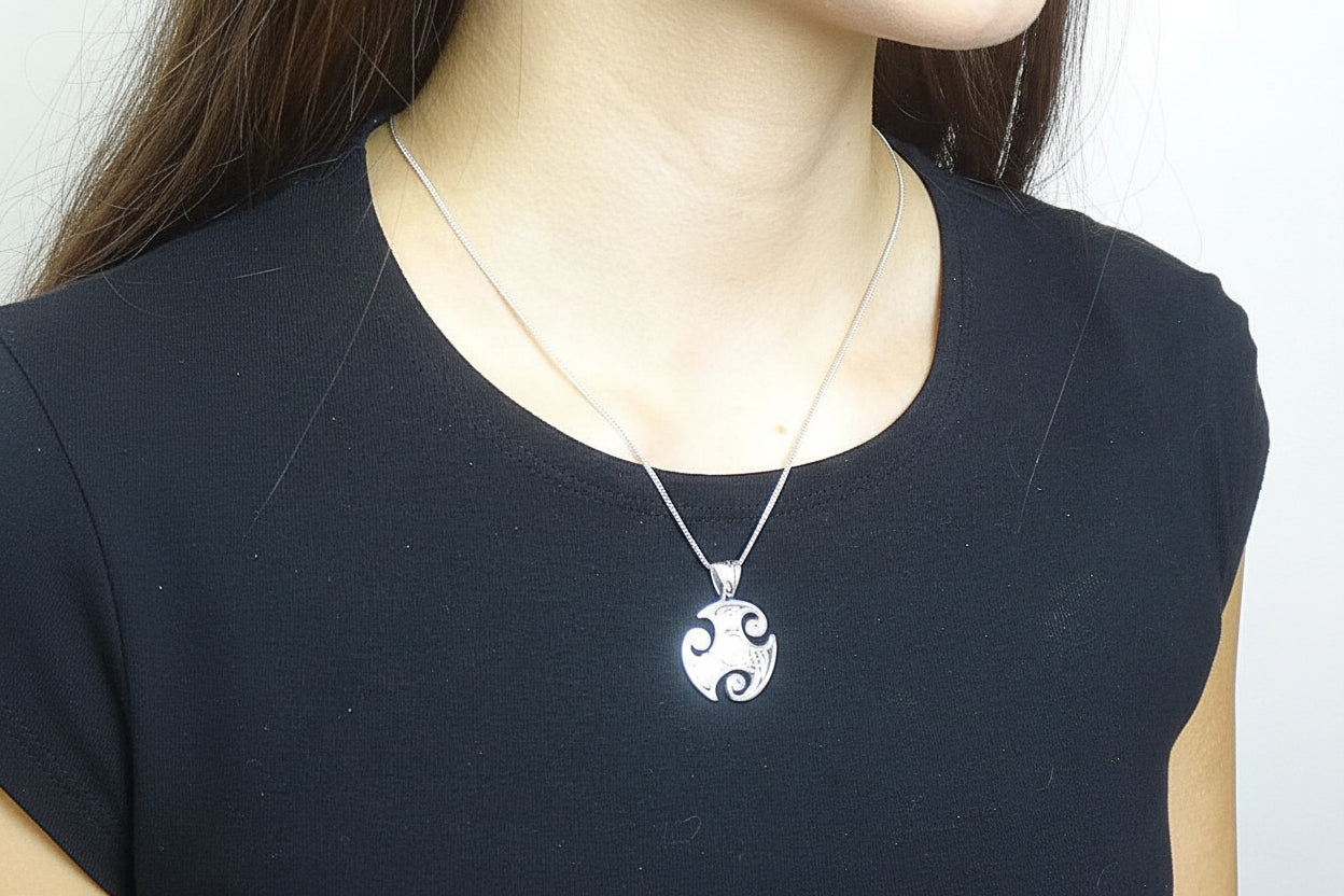 Solid Silver Viking Style Pendant Suitable For 6mm Cabochons Or Resin