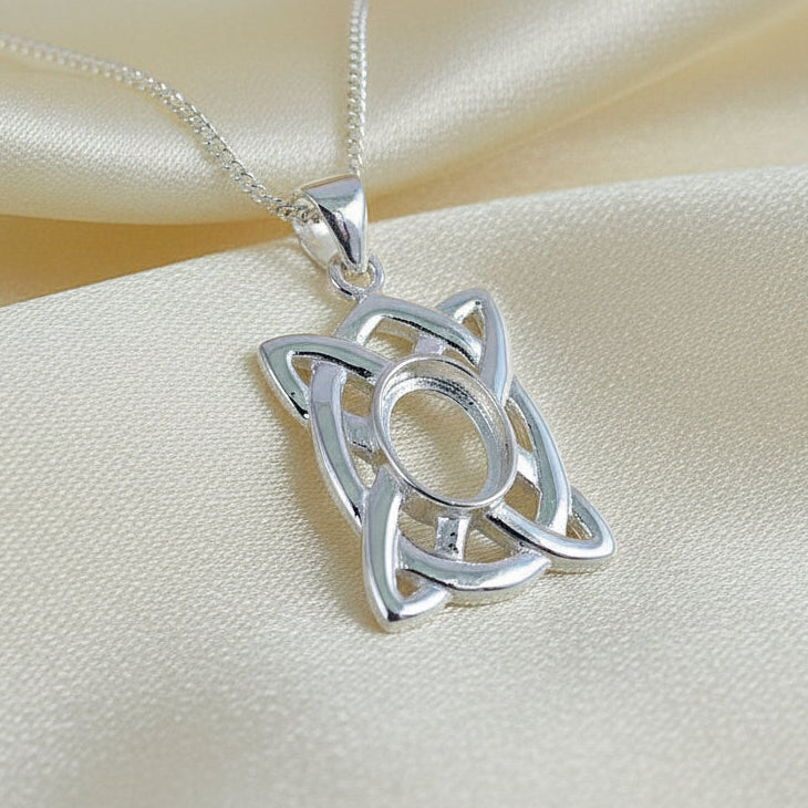 Silver Celtic knot Pendant Setting For 8x6 Cabochon