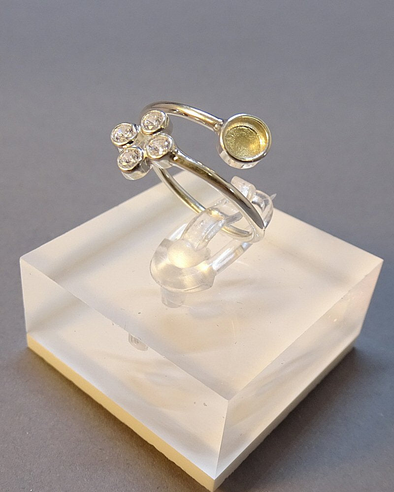 unset silver adjustable ring