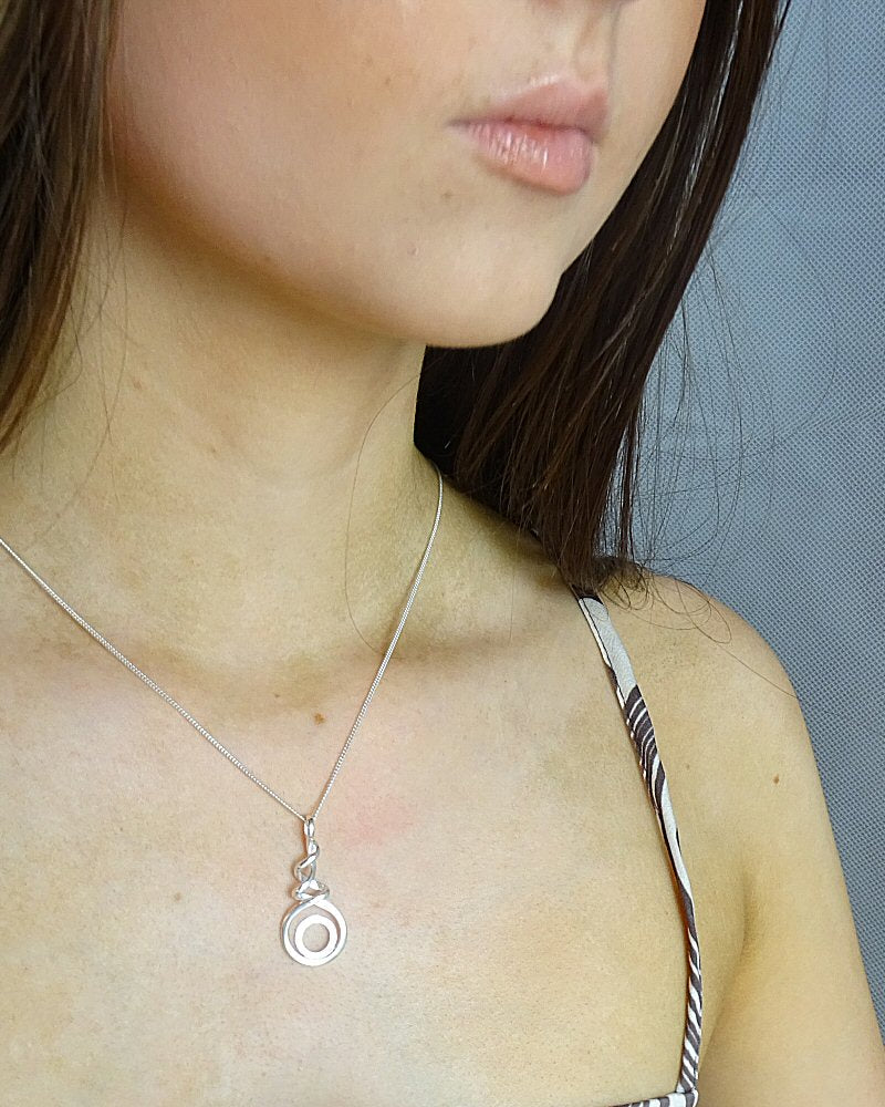 Silver Twisted Pendant Setting For 10mm Cabochon
