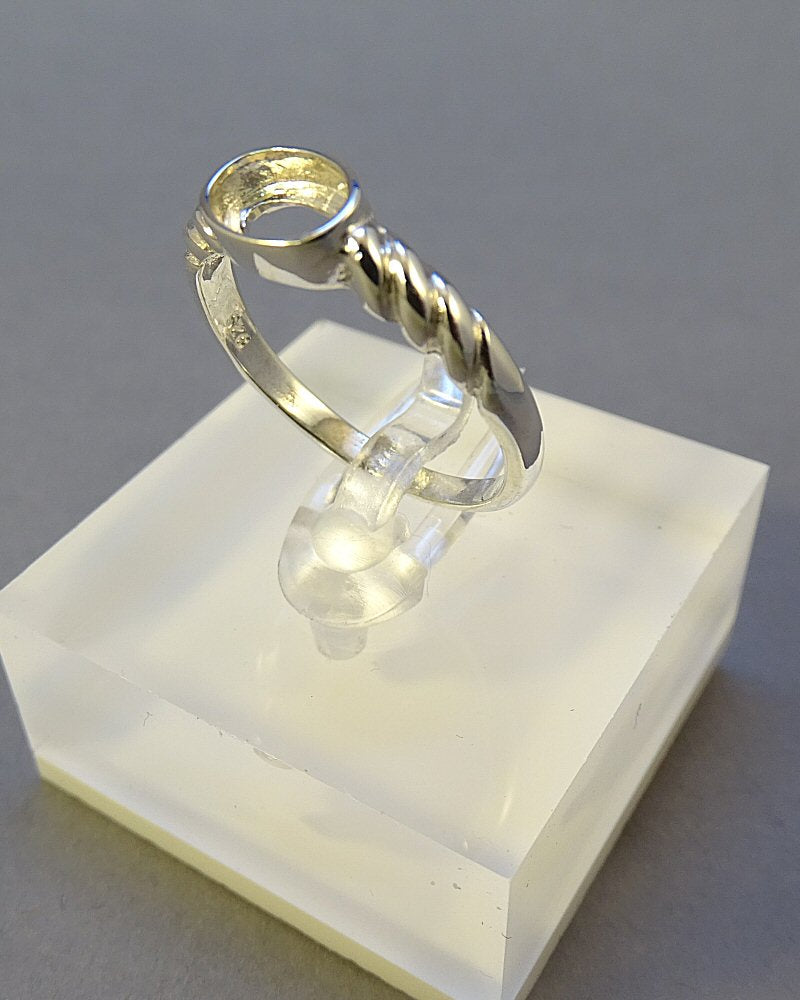 Silver Ring Setting For 7x5 Stone