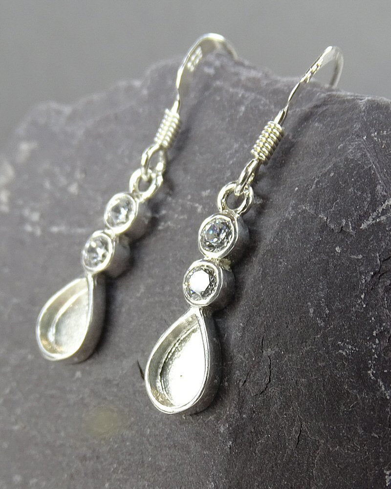 Pretty Silver Tear Drop Earrings With CZ