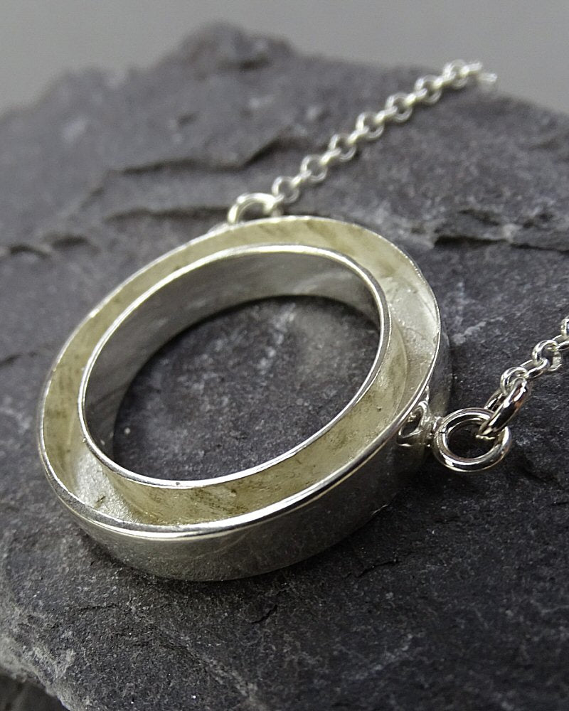 Silver Circle Of Life Pendant Blank Suitable For Use With Resin