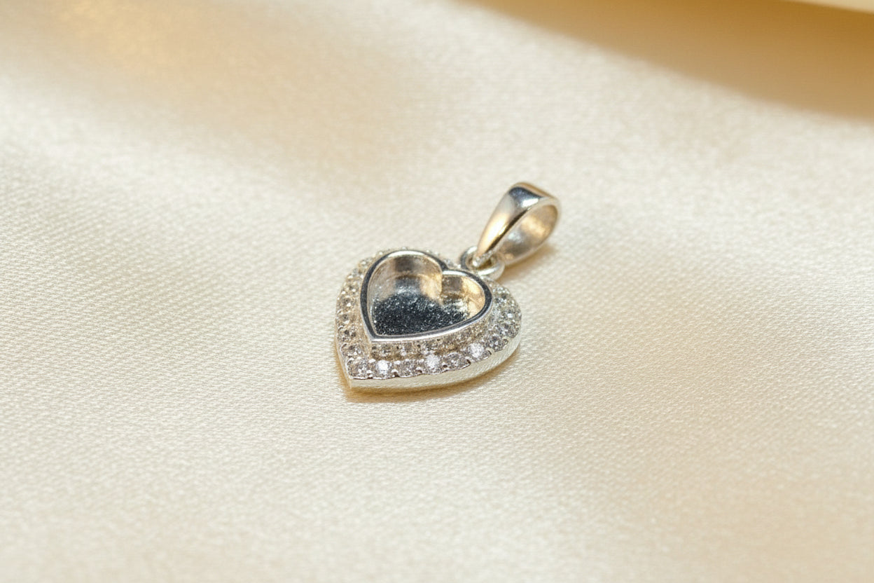 Stunning Silver Heart Pendant With cz Suitable For Resin