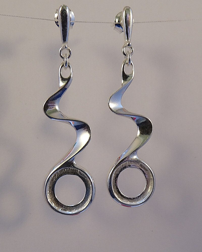 Modern Style Drop Earring Bezels For 10mm Stone