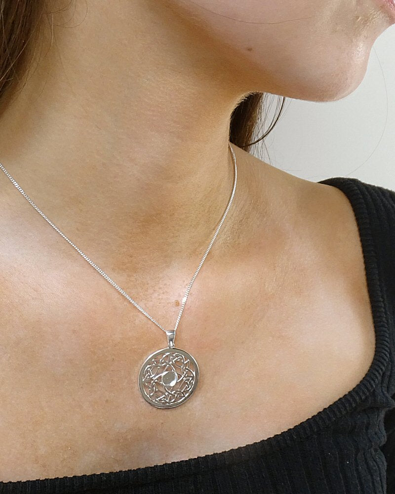 Solid Silver Celtic Style Pendant to fit 6mm Cabochon Or Resin