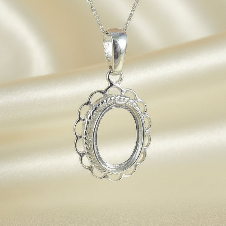 Frill Edge Silver Pendant Setting For Cabochons 14x10
