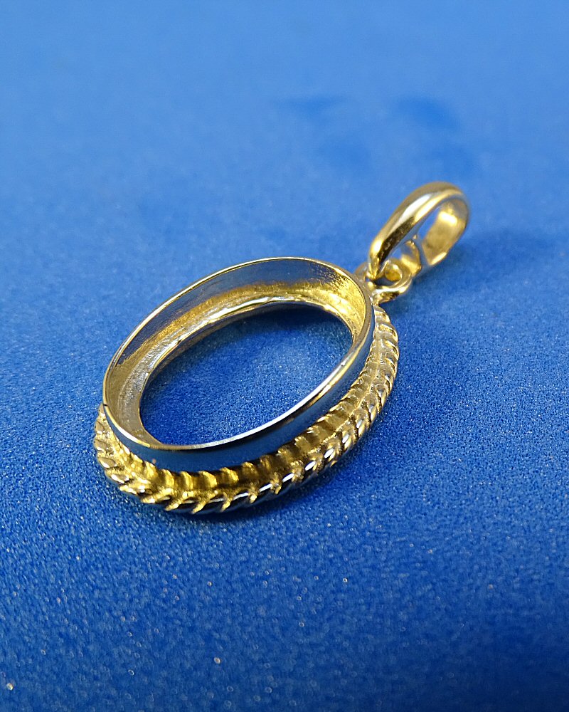 Solid Gold Rope Edge Pendant To Fit Cabochon