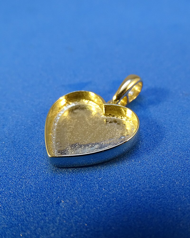 Solid 9ct Gold Heart Pendant Suitable For Resin