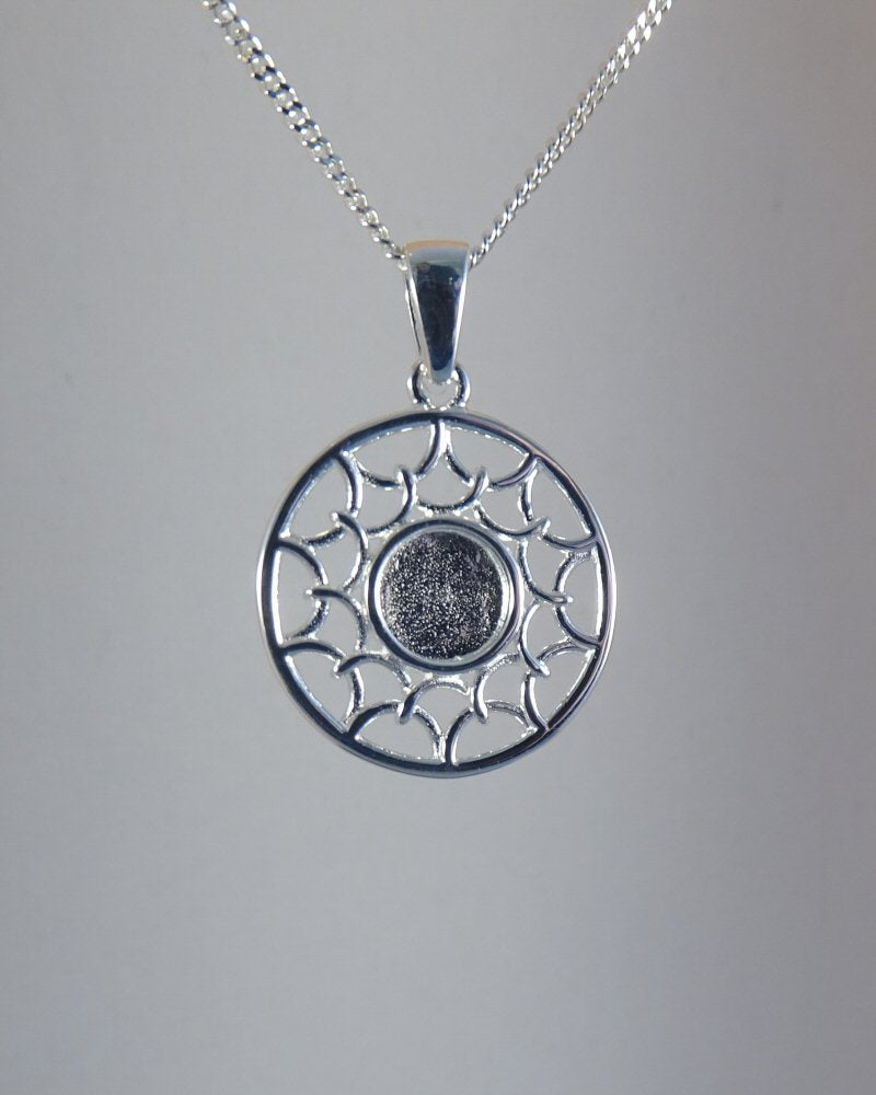 Stylish silver 925 pendant to fit 6mm cabochon or resin