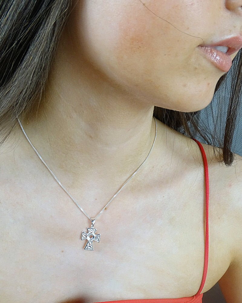 Silver Unset Cross For 6mm Cabochon