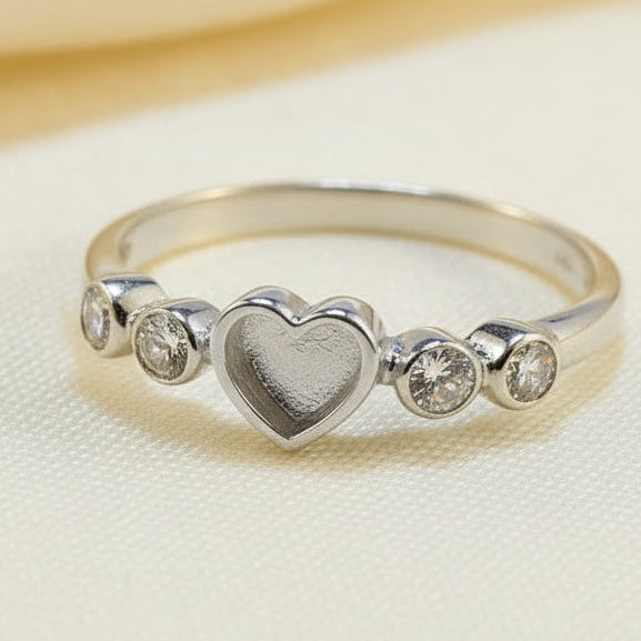 Silver heart ring with cz stones