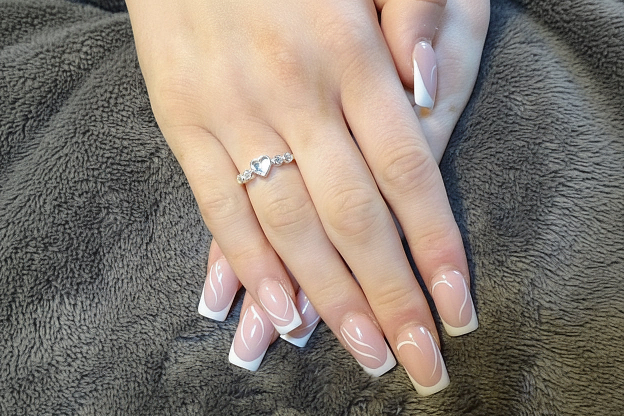 Silver heart ring with cz stones