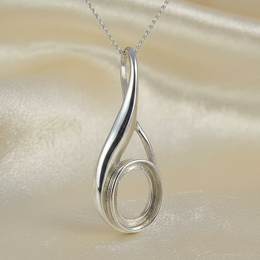 stylish silver pendant to fit 10x8 abochon