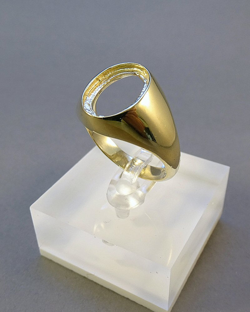Solid gold gents seal ring to fit 14x10 cabochon