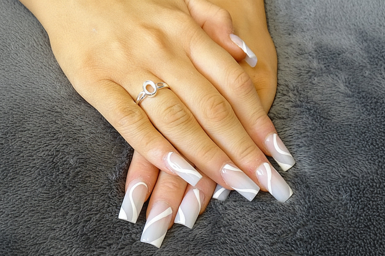 Ladies Silver Ring Setting To Fit A Cabochon