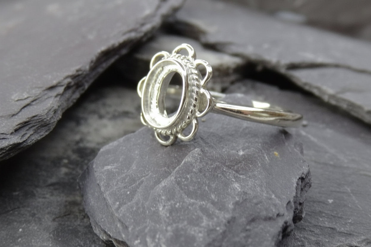 Frill Edge Silver Ring Cabochon Setting