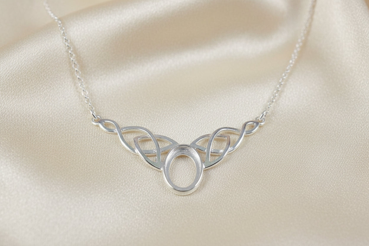 14x10 Silver Celtic Pendant Setting With Chain