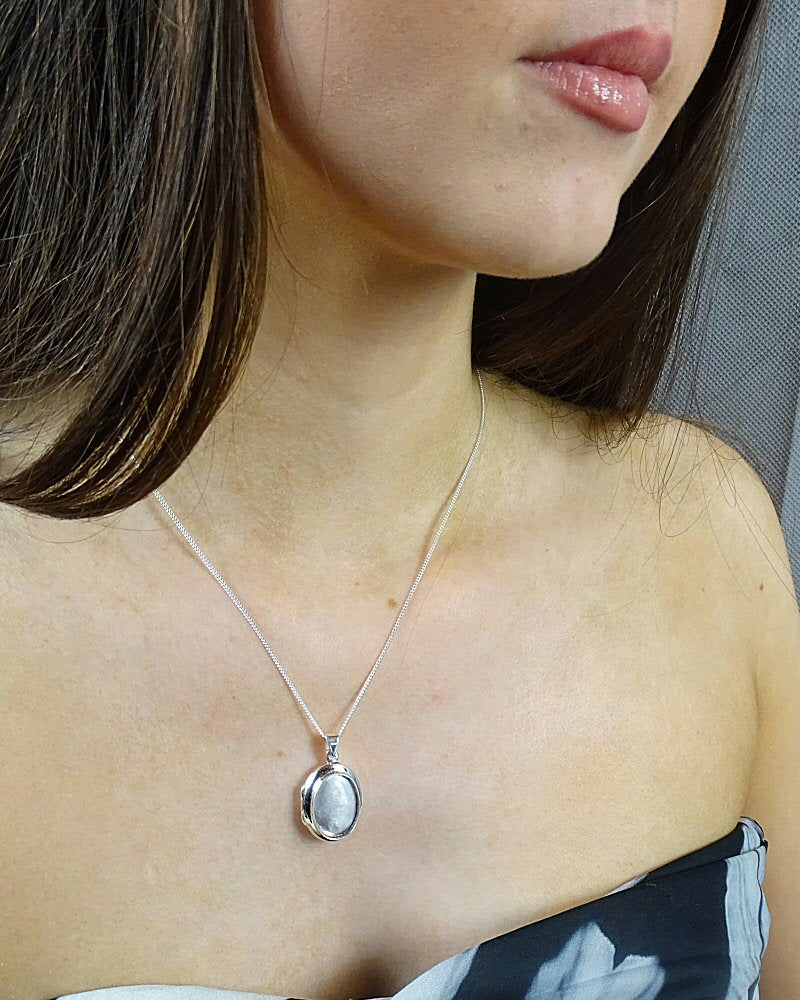 18x13 Silver Locket Mount Suitable For Resin Or Cabochons