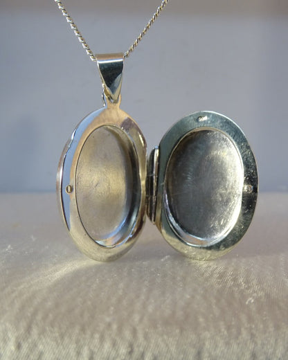18x13 Silver Locket Mount Suitable For Resin Or Cabochons