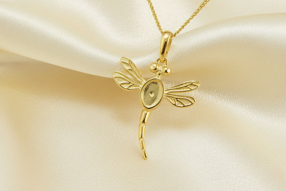 Solid Gold Dragonfly Pendant To Fit 7x5 Or Suitable Resin