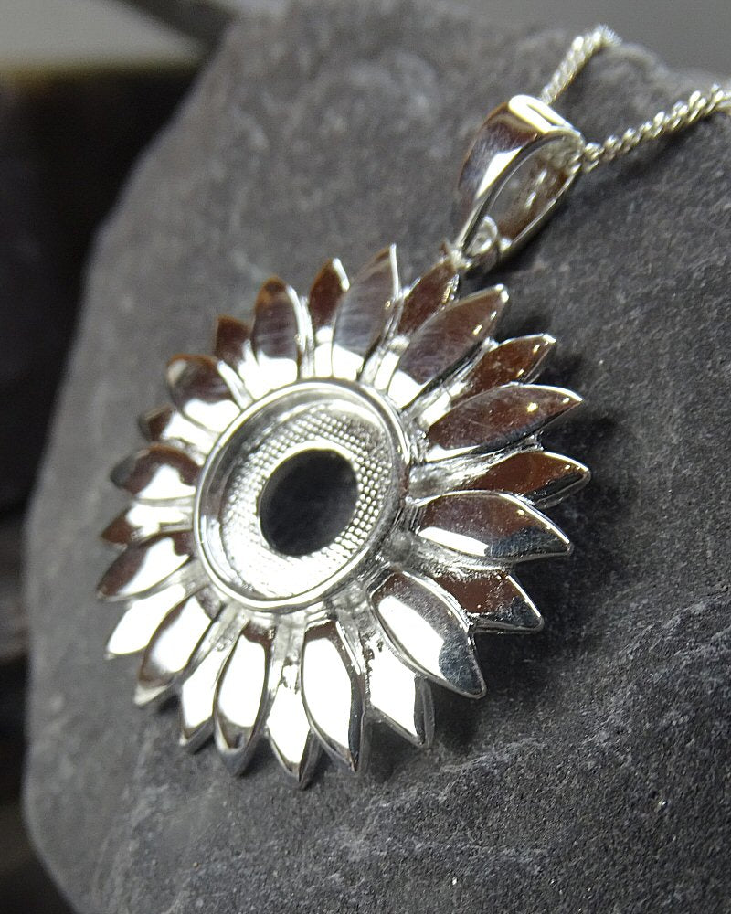 Silver Sunflower Pendant Setting To Fit 10mm Stone