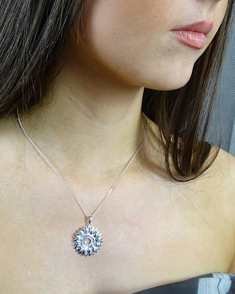 Silver Sunflower Pendant Setting To Fit 10mm Stone