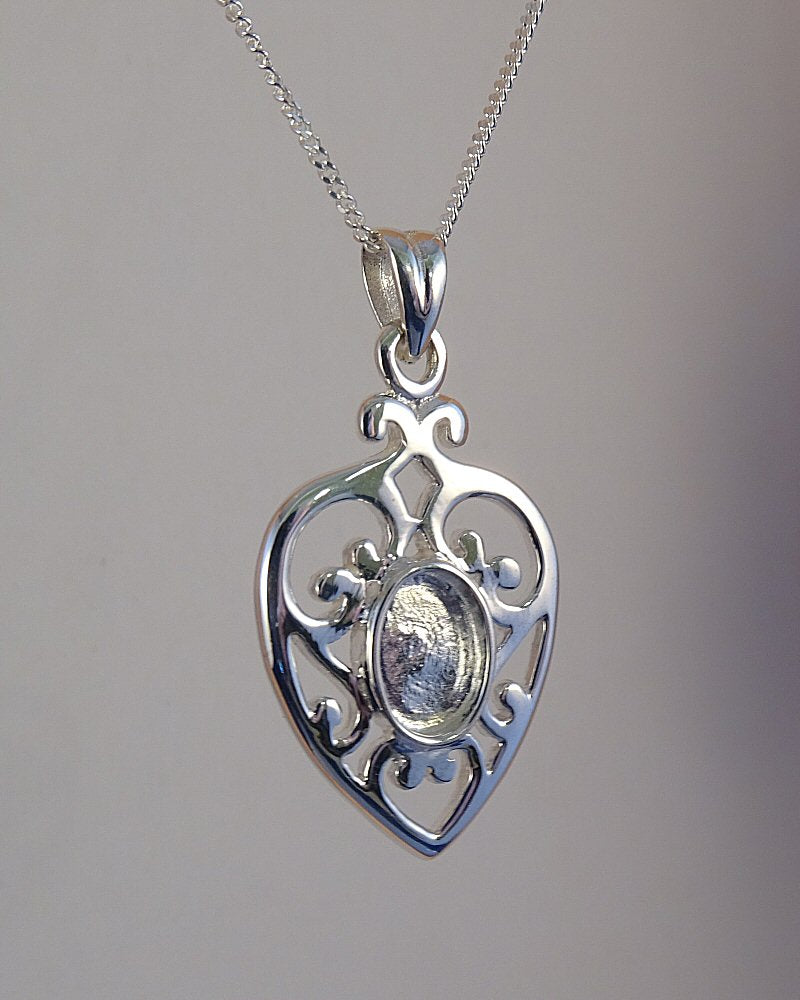 Heart Shapped Silver Pendant Setting For 8x6 Stone