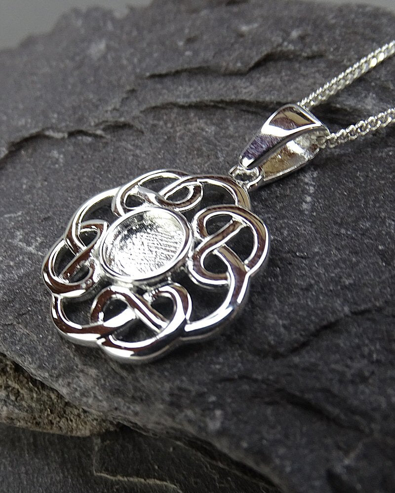 Solid silver Celtic pendant to fit a 6mm cabochon or resin