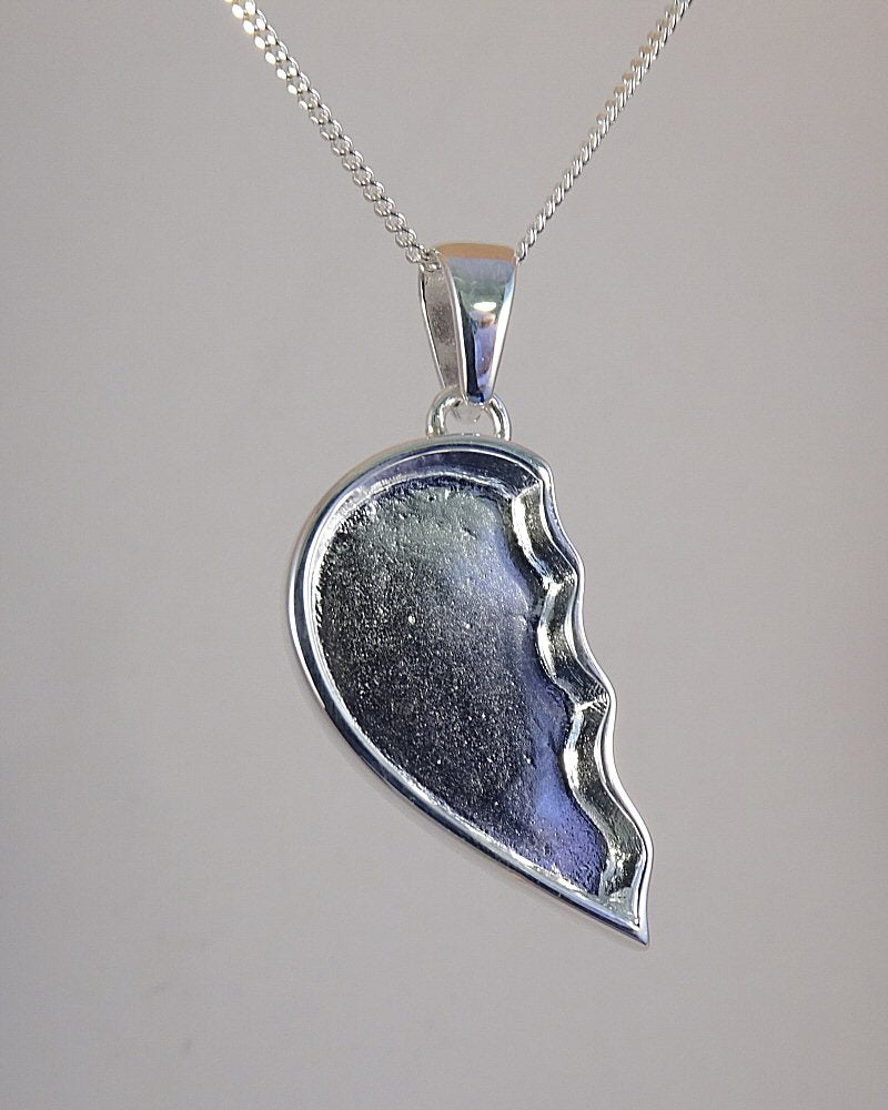 BFF pendant two part for resin