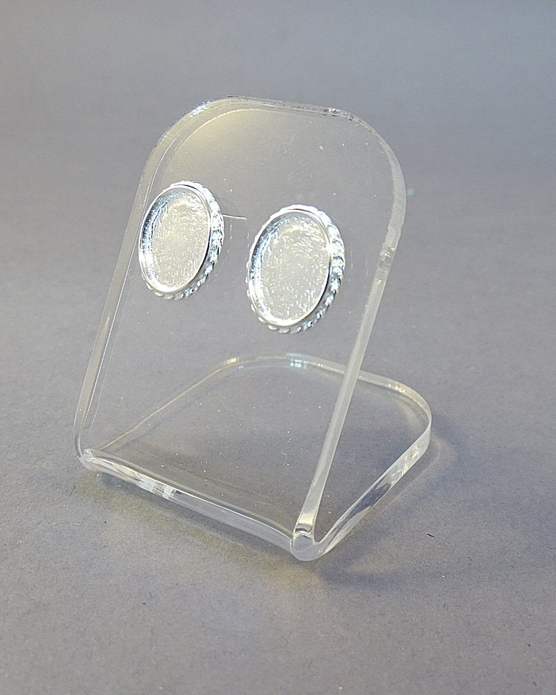 Oval Solid Back Rope Edge Silver Ear Stud Bezel