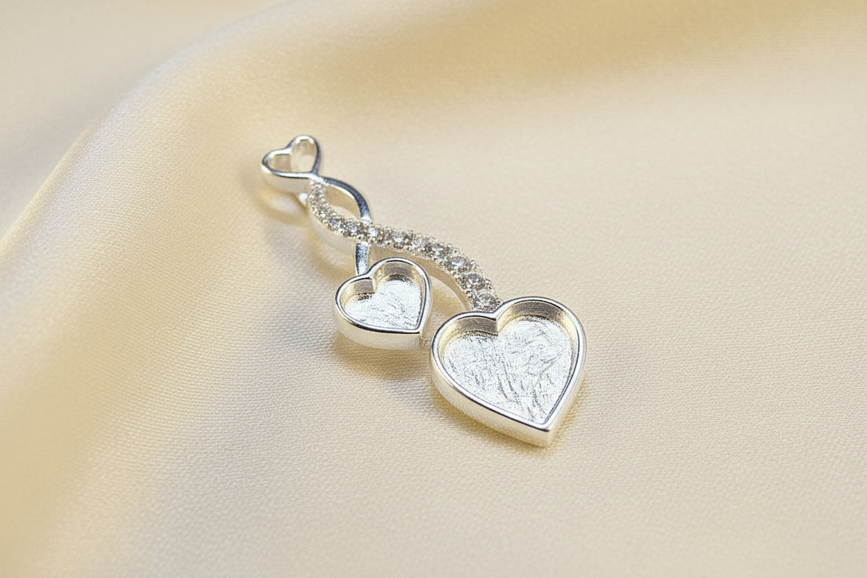 Silver Entwinned Hearts With CZ Stones Suitable For Resin