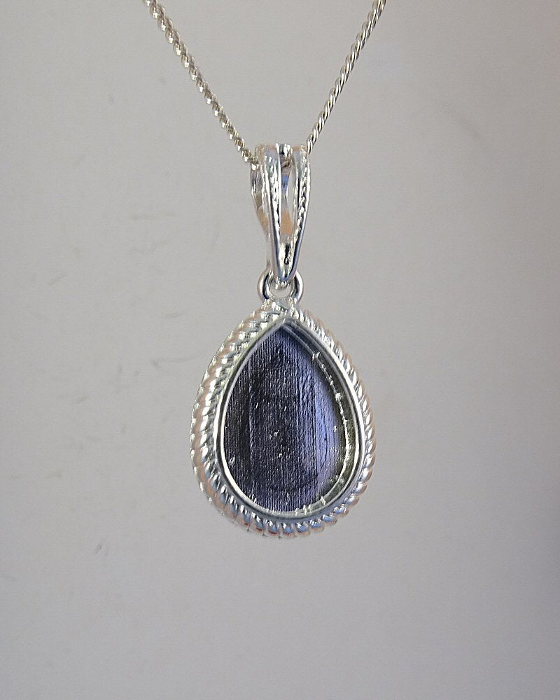 Solid Silver Rope Edge Tear Drop Pendant Blank