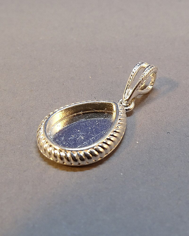 Solid Silver Rope Edge Tear Drop Pendant Blank