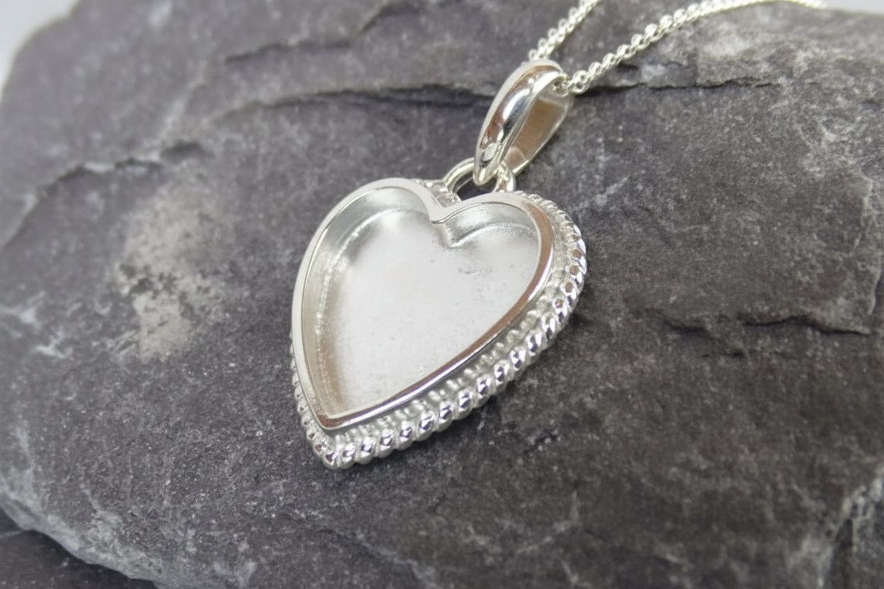 Solid Silver Rope Edge Heart Pendant Suitable For Resin
