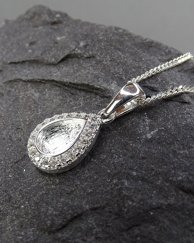 Silver Teardrop Pendant Suitable For Resin