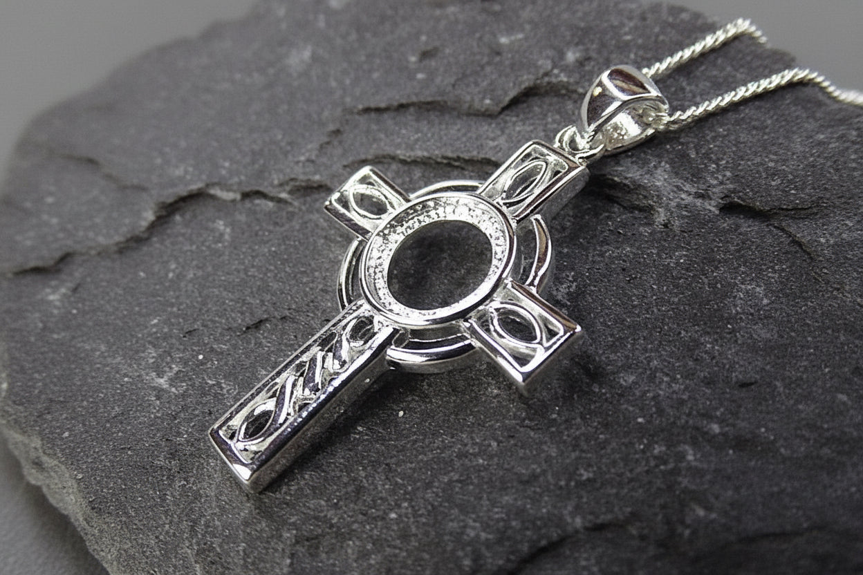 Silver celtic Cross Cabochon Setting For 8mm Stone