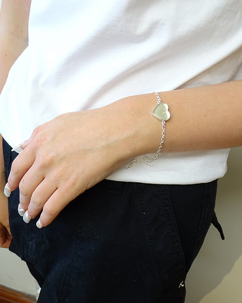 Simple Silver Heart Bracelet With Solid Back Setting Area