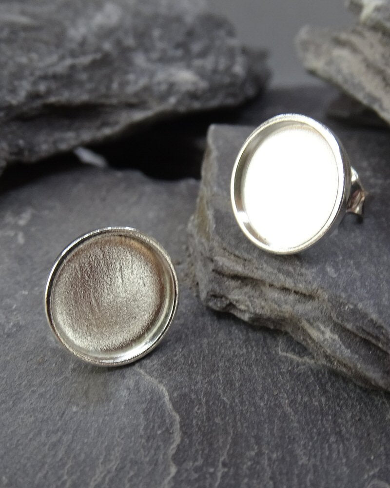 Heavy Cup Bezel Earring For 10 mm